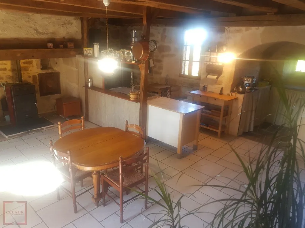 HOUSE QUIET AREA