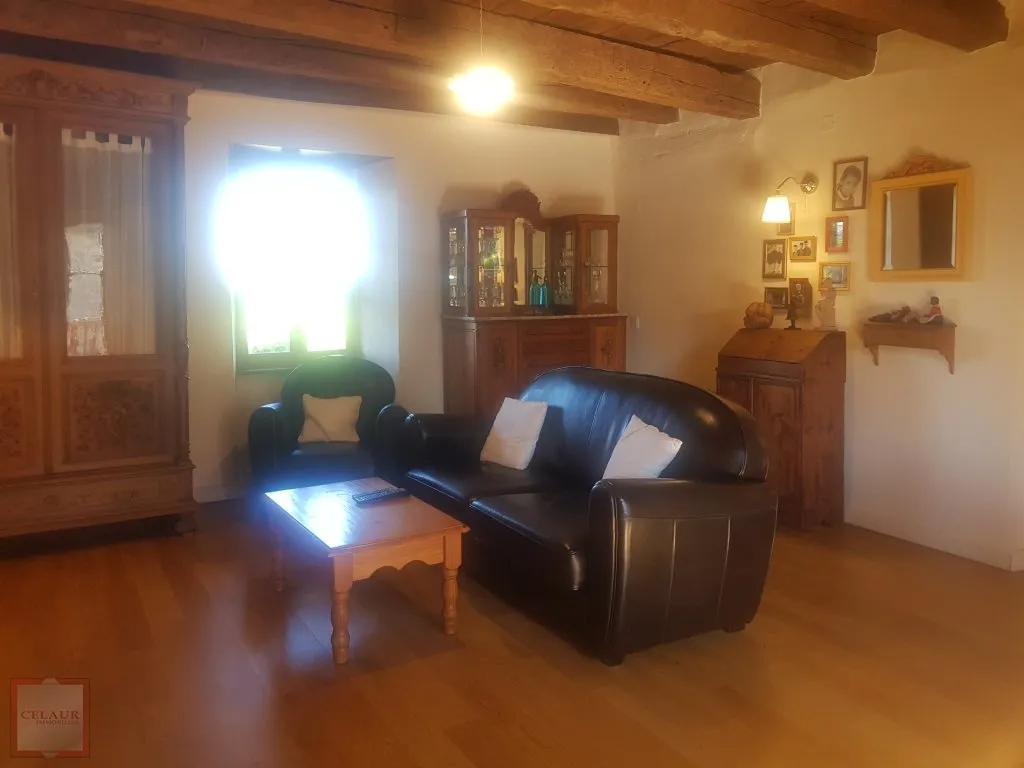 HOUSE QUIET AREA