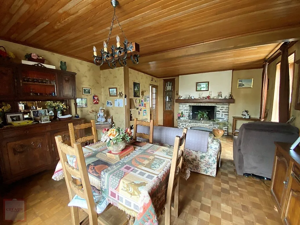 MAISON EN PIERRE AVEC 1600M&sup2; DE TERRAIN