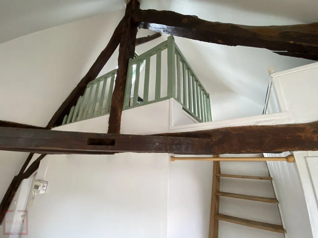 A LOUER - STUDIO - UZERCHE