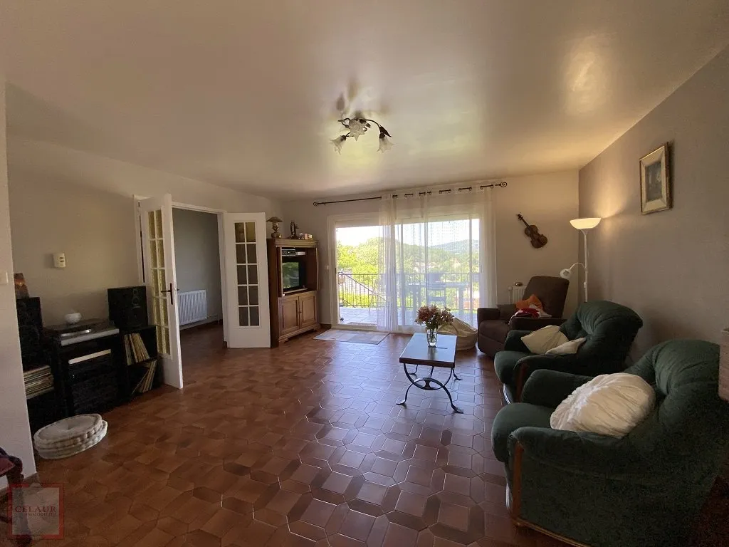 PAVILLON SUR SOUS-SOL AVEC TERRAIN