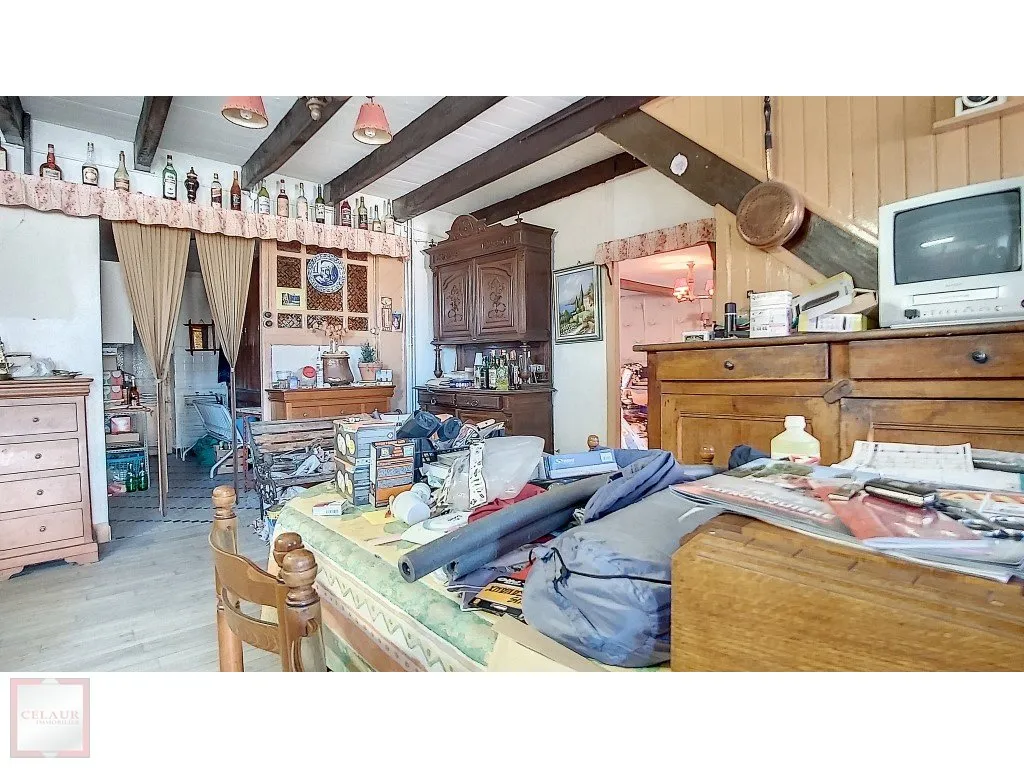 ENSEMBLE EN PIERRE DE CARACTERE