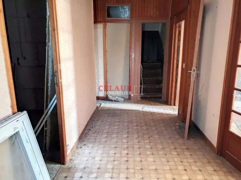 GRANDE MAISON OU IMMEUBLE DE RAPPORT