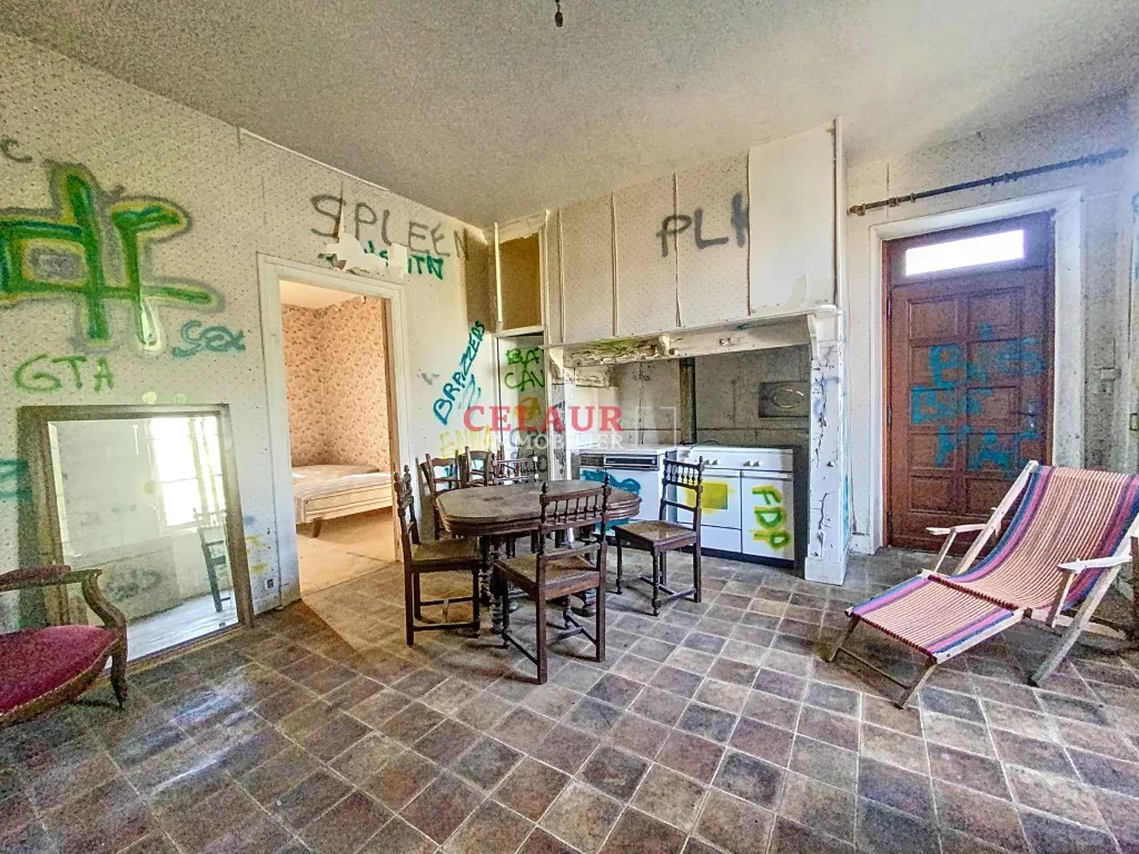 MAISON DE CARACT&Egrave;RE &Agrave; R&Eacute;NOVER