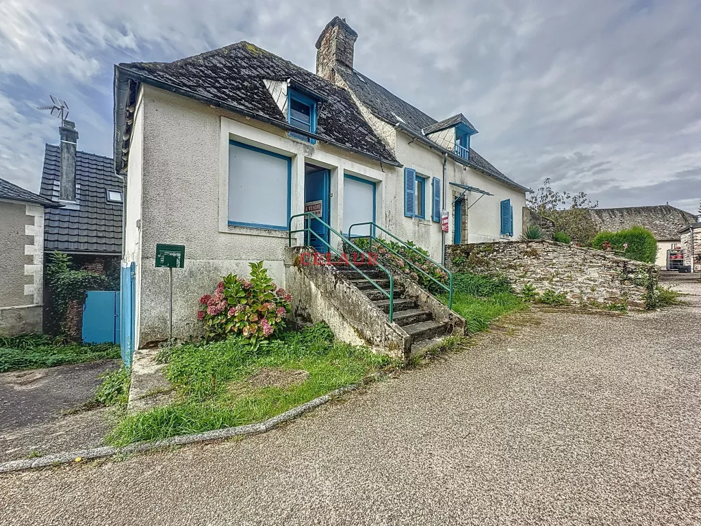 JOLIE MAISON DE BOURG A RENOVER