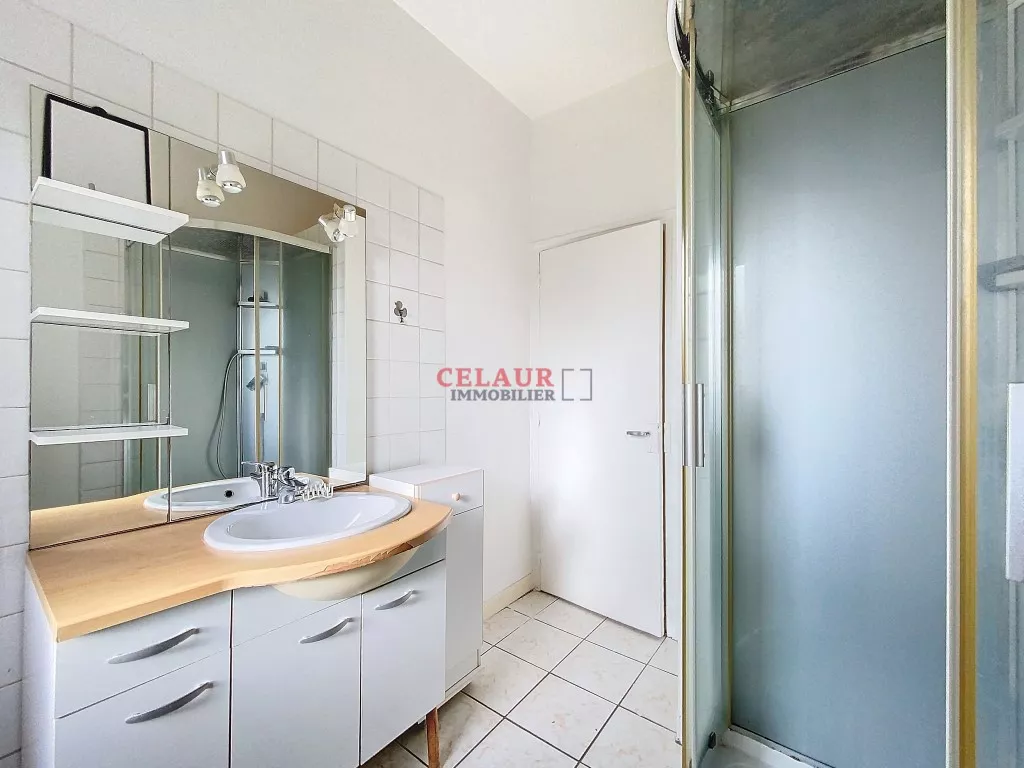 APPARTEMENT T3 PROCHE LAC