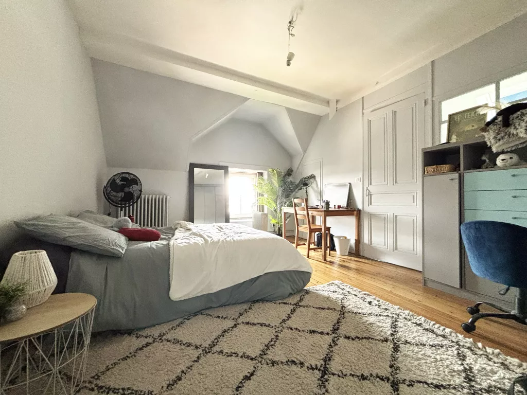 Appartement ancien dans une petite copropri&eacute;t&eacute;