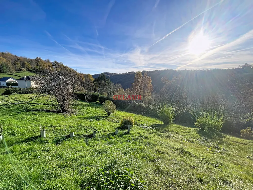 MAISON &Agrave; R&Eacute;NOVER AVEC VUE DEGAGEE &Agrave; LAGUENNE