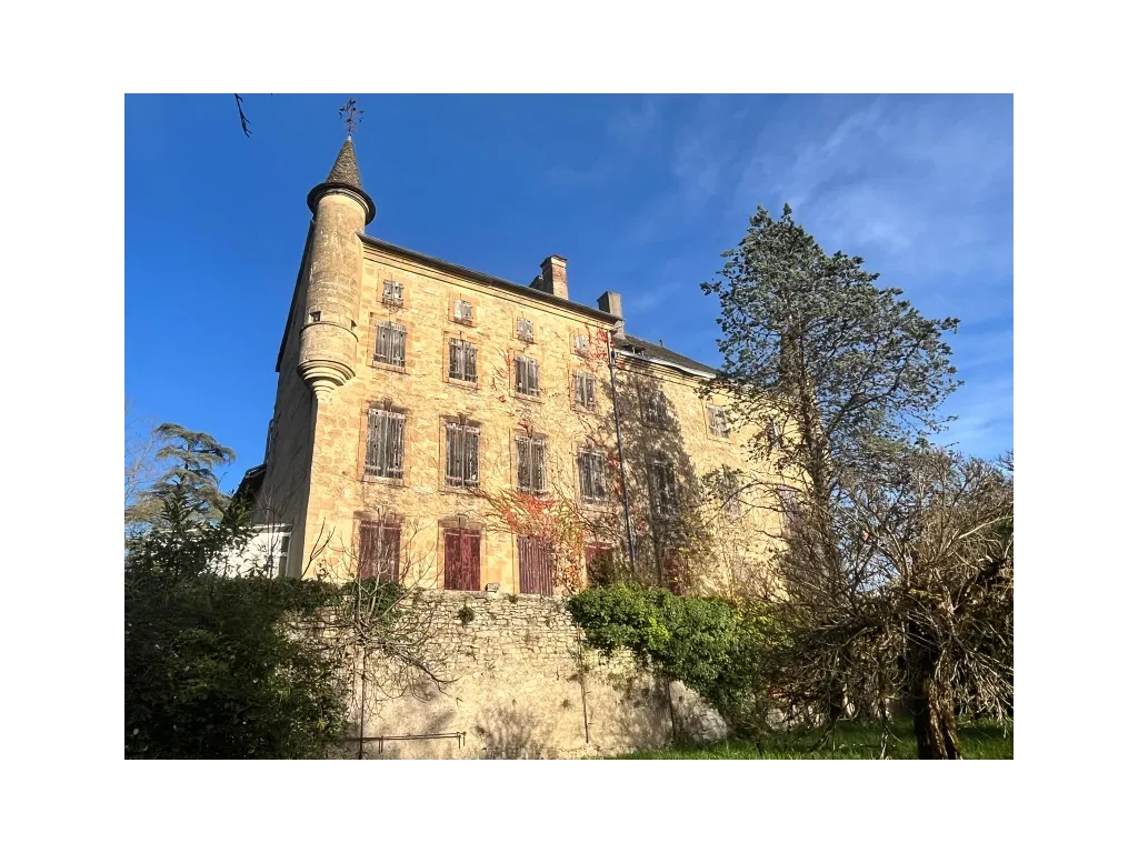 CHATEAU DU XVIIIEME SIECLE SECTEUR SAINT CERE