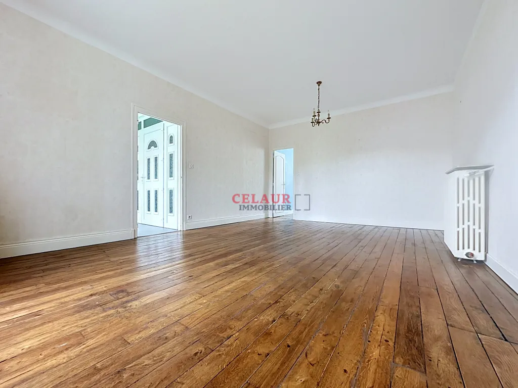 APPARTEMENT AVEC GARAGE