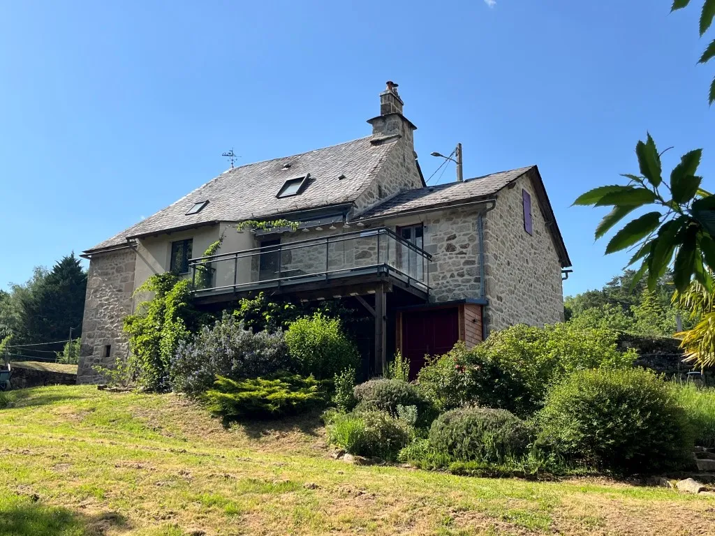 BELLE MAISON de CAMPAGNE sur 1 ha