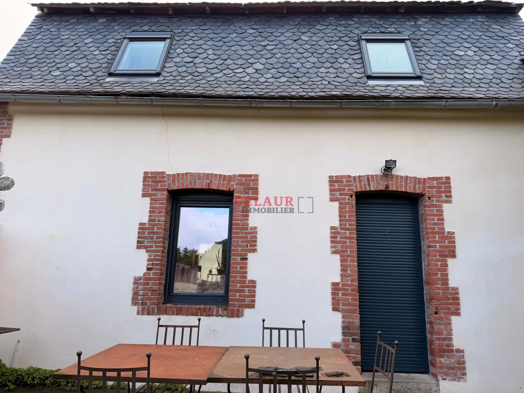 Maison de ville enti&egrave;rement r&eacute;nov&eacute;e