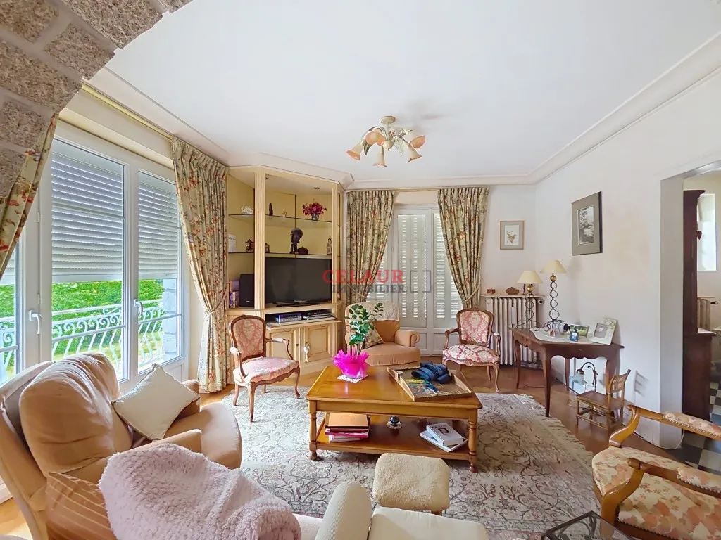 SPACIEUSE MAISON FAMILIALE