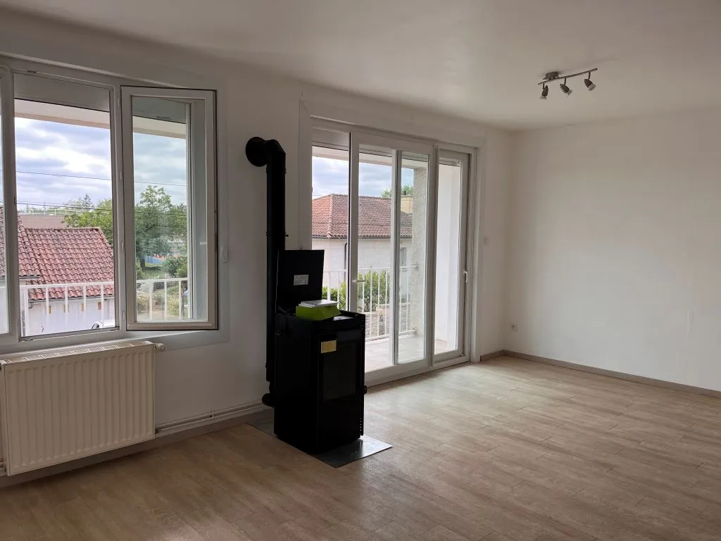Appartement avec jardin et balcon - secteur calme Gramat