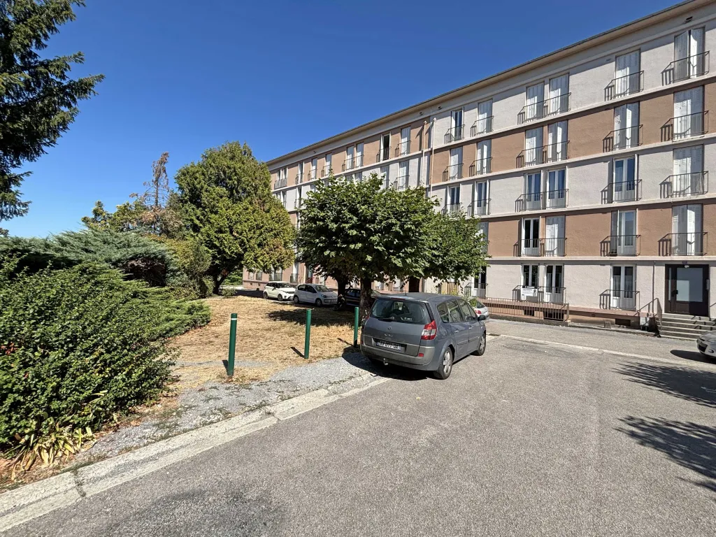 Appartement T2 enti&egrave;rement r&eacute;nov&eacute;