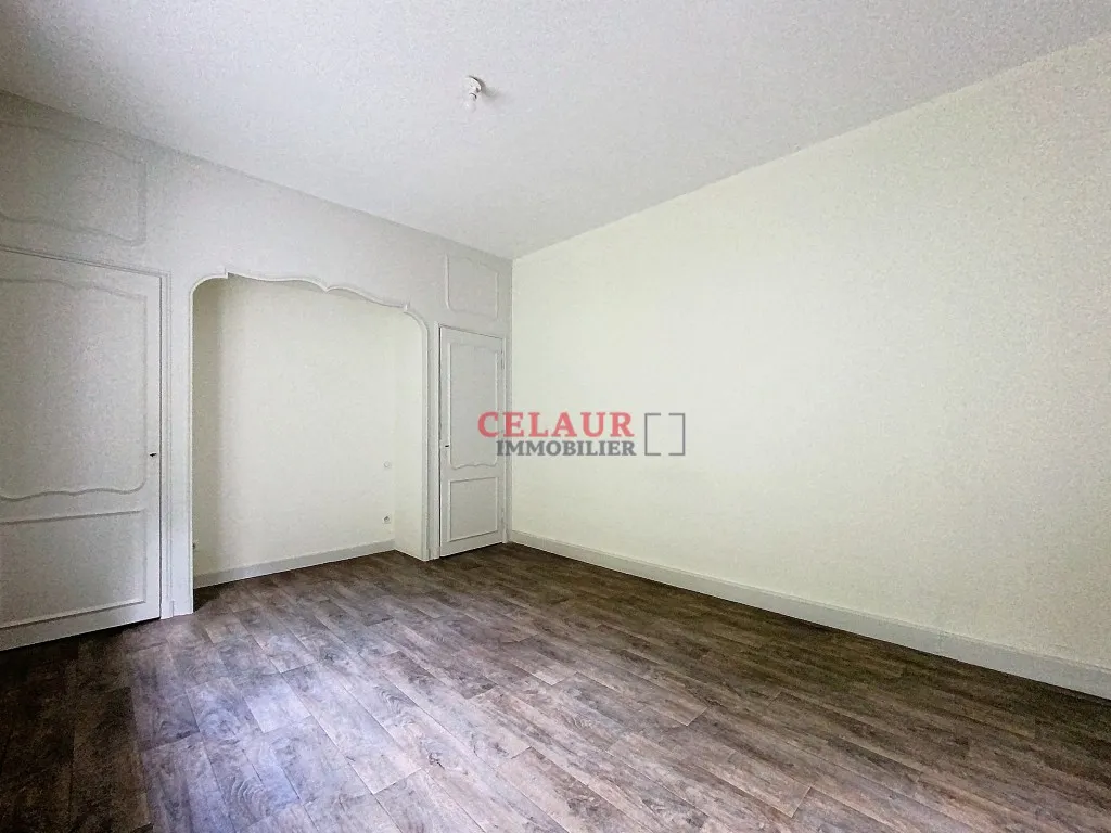 APPARTEMENT T4 AVEC GARAGE