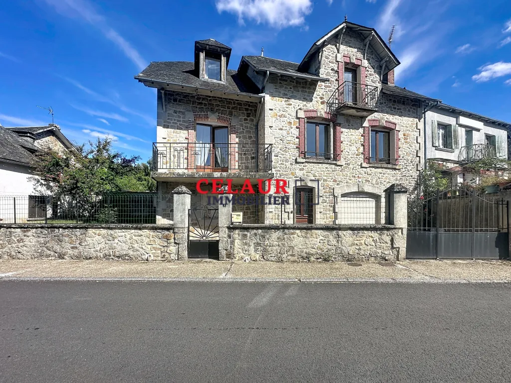 MAISON DE BOURG AVEC D&Eacute;PENDANCE