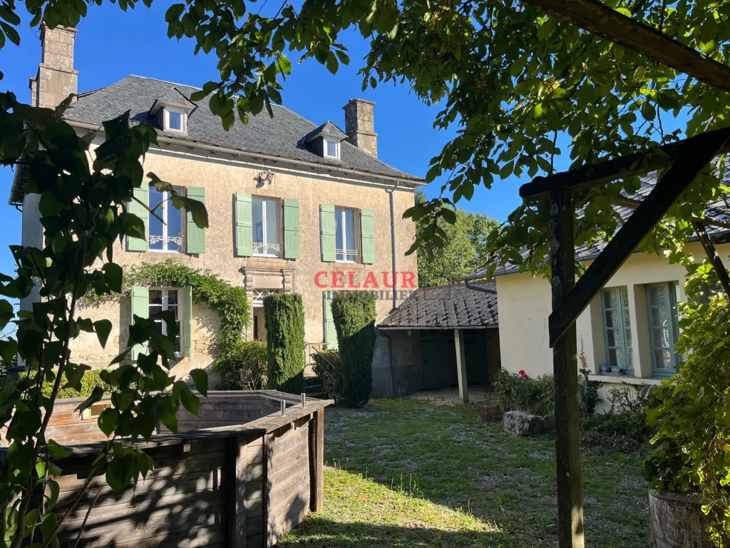 Maison de caract&egrave;re avec g&icirc;te