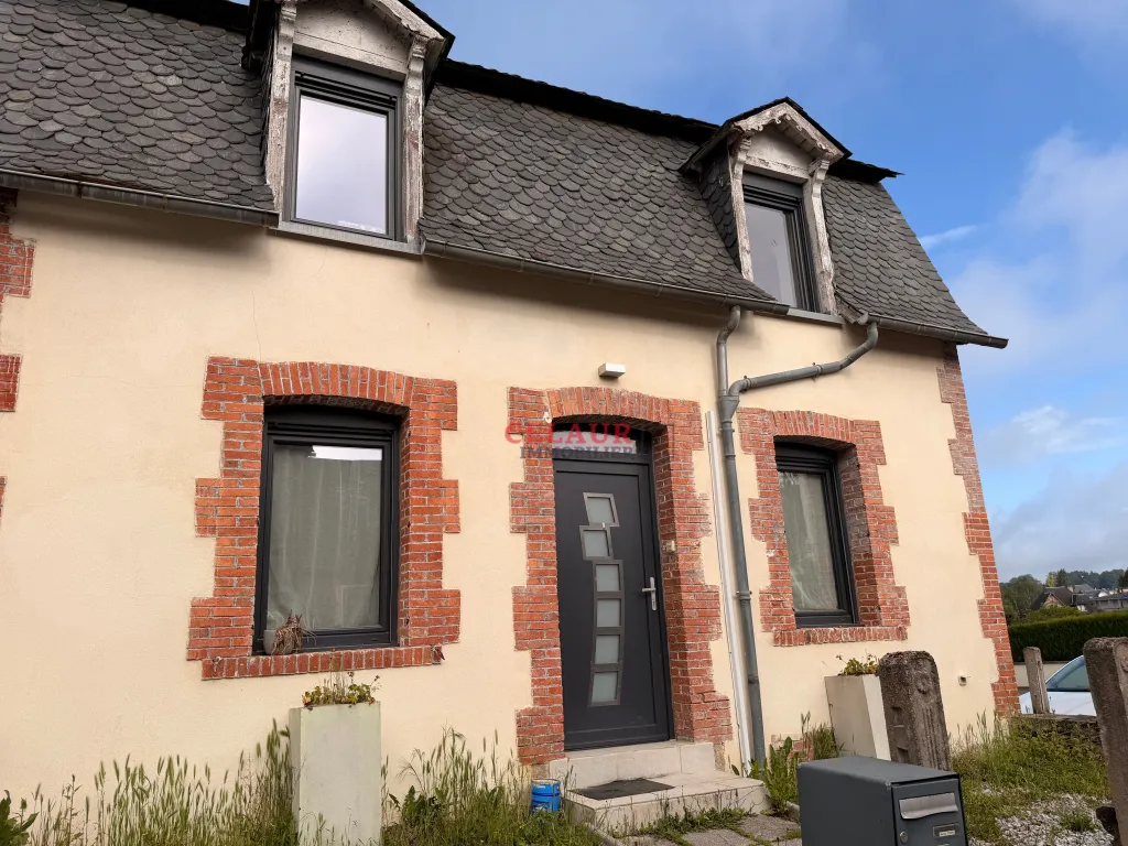 Maison de ville enti&egrave;rement r&eacute;nov&eacute;e