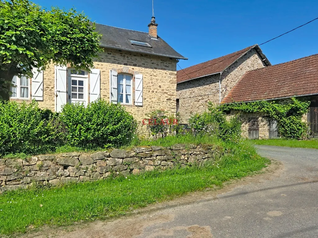 MAISON PIERRE AVEC D&Eacute;PENDANCE