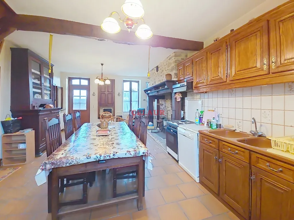 MAISON PIERRE AVEC D&Eacute;PENDANCE